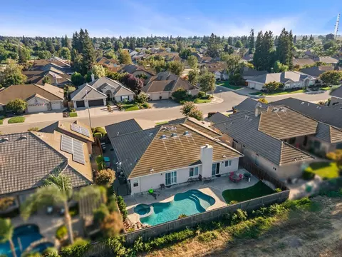 2723 Bristol Ln, Lodi, CA 95242 photo 4