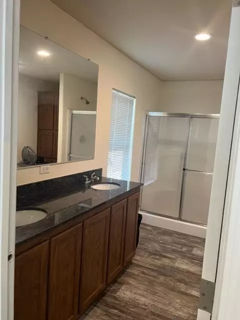 1417 Patriots Ln, Modesto, CA 95355 photo 4