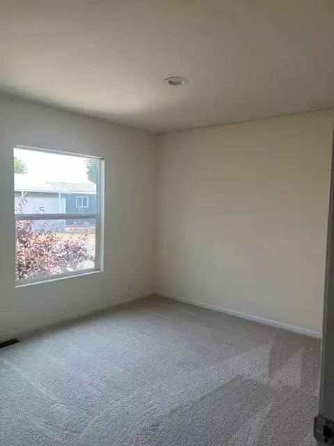 1417 Patriots Ln, Modesto, CA 95355 photo 13