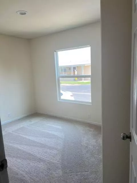 1417 Patriots Ln, Modesto, CA 95355 photo 7