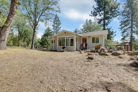13304 Byron Rd, Nevada City, CA 95959