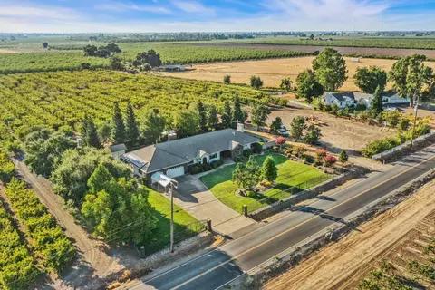 View/Area - 11791 N Alpine Rd, Lodi, CA 95240 photo 2 of 11