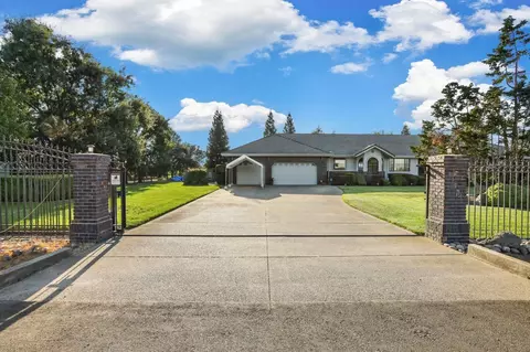 Exterior - 11791 N Alpine Rd, Lodi, CA 95240 photo 1 of 18