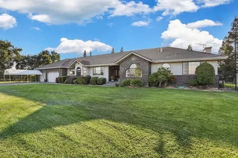 Exterior - 11791 N Alpine Rd, Lodi, CA 95240 photo 5 of 18