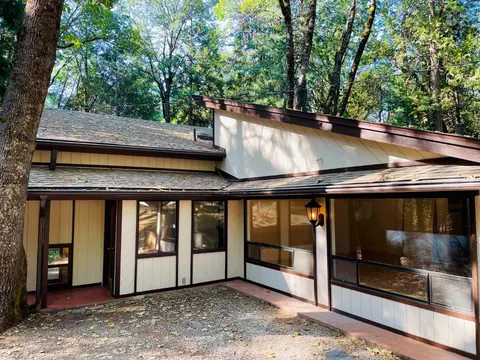 11901 Miwok Path, Nevada City, CA 95959