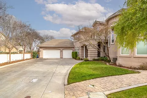 1412 Via Fonte, Modesto, CA 95357 photo 4