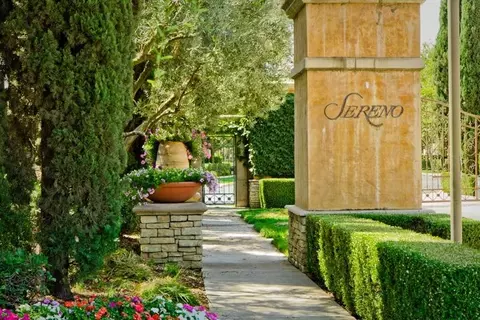 1412 Via Fonte, Modesto, CA 95357 photo 2