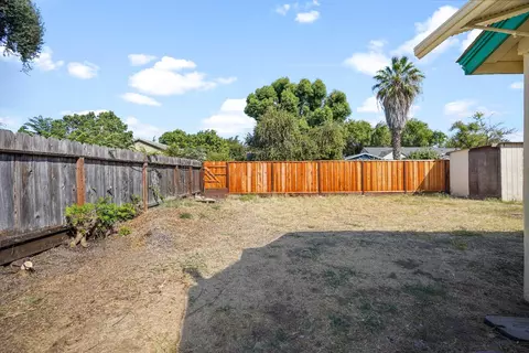 1330 Melrose Ave, Modesto, CA 95350 photo 16