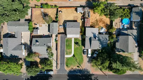 1330 Melrose Ave, Modesto, CA 95350 photo 20