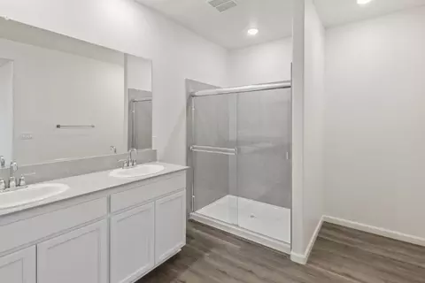 925 Derbyshire Ln, Patterson, CA 95363 photo 21