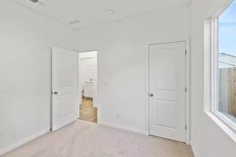 925 Derbyshire Ln, Patterson, CA 95363 photo 14