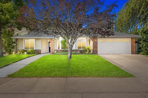 1315 Kingswood Dr, Roseville, CA 95678
