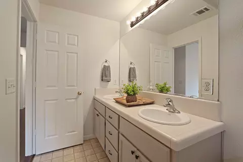316 Culbertson Dr, Lodi, CA 95240 photo 27