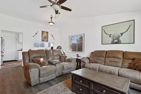 5669 Arboga Rd, Olivehurst, CA 95961 photo 6
