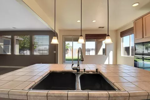 1484 Tarrant, Olivehurst, CA 95961 photo 22