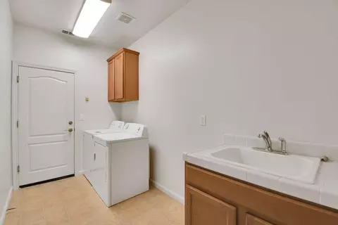 1484 Tarrant, Olivehurst, CA 95961 photo 30