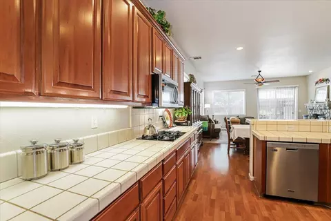 3008 Queens Gate Ct, Modesto, CA 95355 photo 17