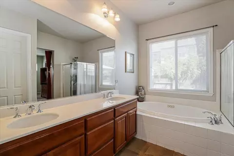 3008 Queens Gate Ct, Modesto, CA 95355 photo 38