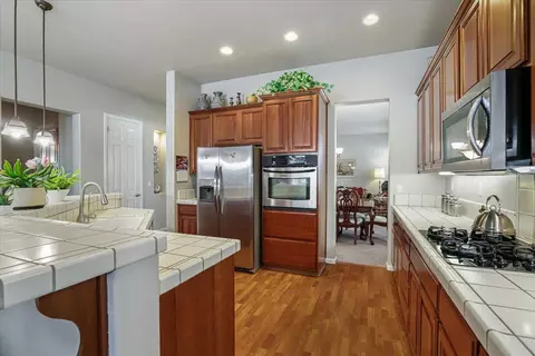 3008 Queens Gate Ct, Modesto, CA 95355 photo 18