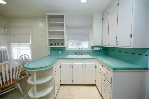 1220 Lombardy Dr, Modesto, CA 95351 photo 13