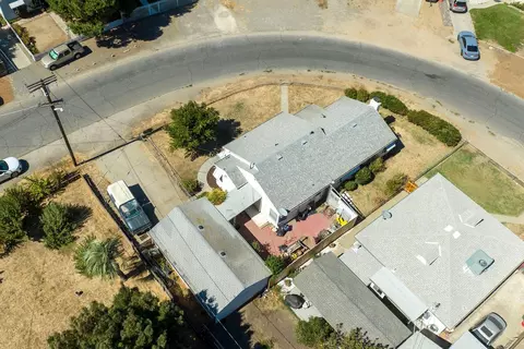 1220 Lombardy Dr, Modesto, CA 95351 photo 31