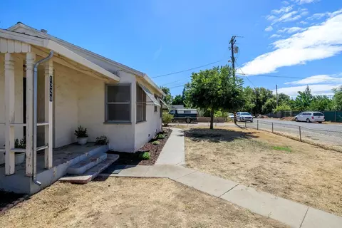 1220 Lombardy Dr, Modesto, CA 95351 photo 26