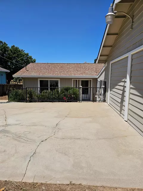 10567 Mariposa Ave, Jackson, CA 95642 photo 2
