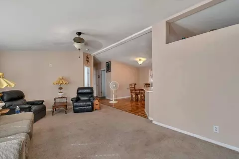 1670 7th Ave, Olivehurst, CA 95961 photo 5