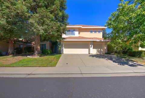 2981 Wringer Dr, Roseville, CA 95661