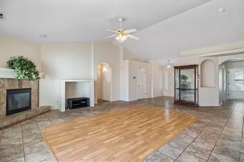 3878 Black Hawk, Merced, CA 95340 photo 10