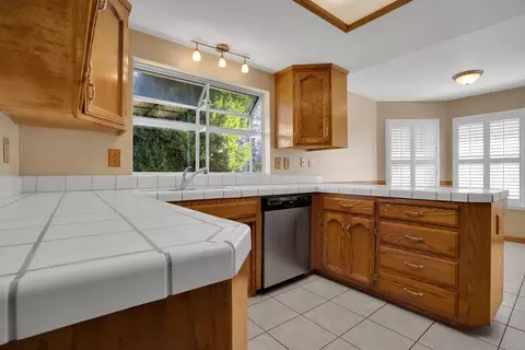 3141 N Park Ct, Turlock, CA 95382 photo 9