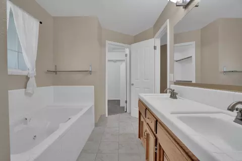 3141 N Park Ct, Turlock, CA 95382 photo 20