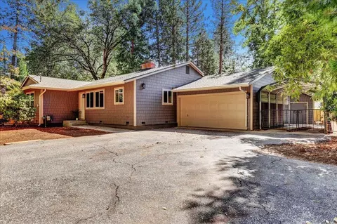 10587 Banner Lava Cap, Nevada City, CA 95959
