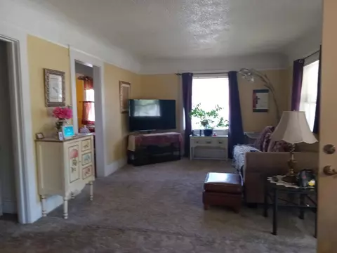 1409 E Walnut St, Stockton, CA 95205 photo 2