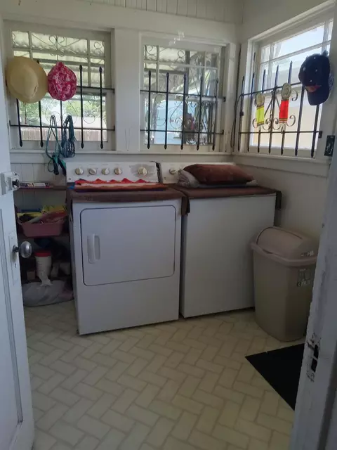 1409 E Walnut St, Stockton, CA 95205 photo 13