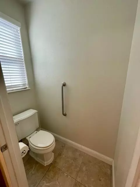 2468 Bellchase Dr, Manteca, CA 95336 photo 25