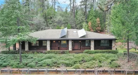 12866 Little Deer Creek Ln, Nevada City, CA 95959
