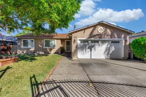 7521 Brownwood Way, Sacramento, CA 95822