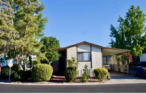 3950 Mack Rd #161, Sacramento, CA 95823