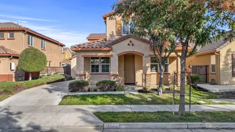 16852 Tulip Tree Way, Lathrop, CA 95330 photo 2