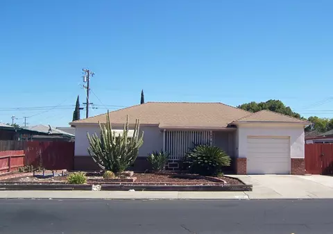 308 N Powers Ave, Manteca, CA 95336 photo 2