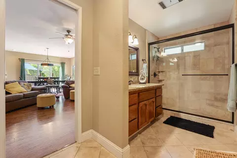 3805 Drakeshire, Modesto, CA 95356 photo 25