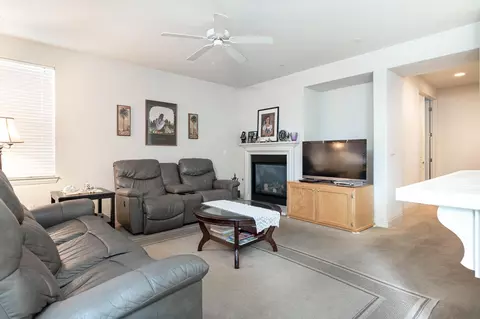 3017 Rochdale, Modesto, CA 95355 photo 2