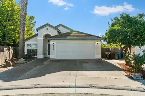 8896 Apple Pear Ct, Elk Grove, CA 95624