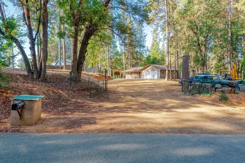 6327 Log Cabin Ln, Placerville, CA 95667 photo 2