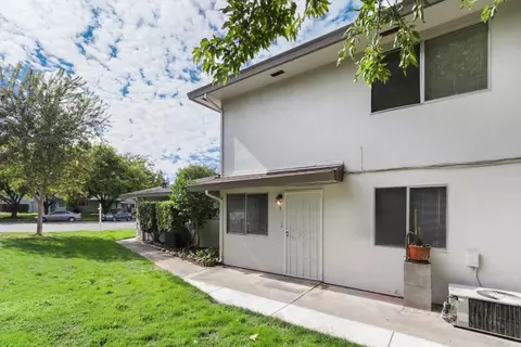 267 Sharpe Cir #3, Roseville, CA 95678