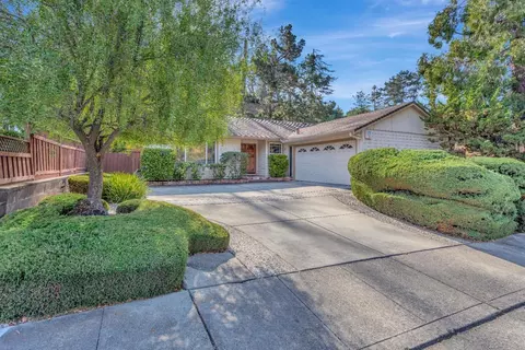 2710 Doidge Ave, Pinole, CA 94564