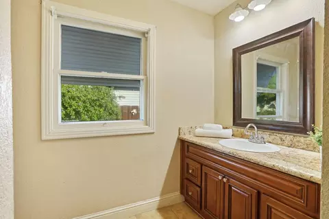 2466 E Park St, Stockton, CA 95205 photo 35