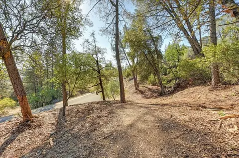 777 Quartz Mountain Dr, Placerville, CA 95667 photo 3