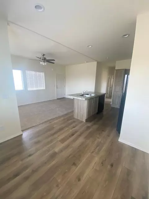 11037 Erickson Way #6, Redding, CA 96001 photo 4